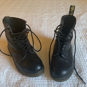 Doc Martens 8-Eye Combat Boots Size 7